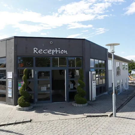 First Camp Bojden Кемпинг Фоборг